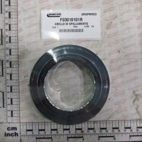 PIERŚCIEŃ NA RAMIĘ F03010101R OEM