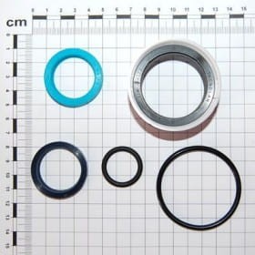 Zestaw uszczelnień R17811481 F03100207R OEM