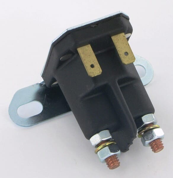 Przełącznik elektromagnetyczny FGP456318
