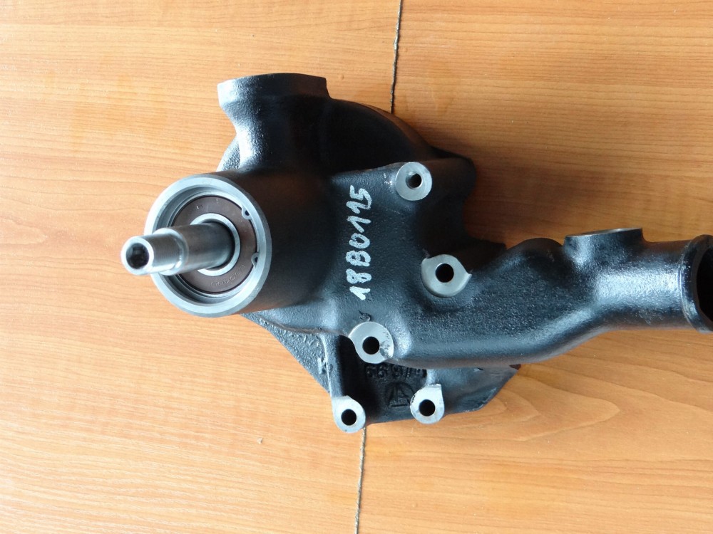 Pompa wody V836766976 | poltechparts.pl