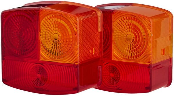 Klosz lampy tylnej, prawy 9EL134740001