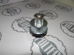 Włącznik zapłonu , Stacyjka Massey v82296900