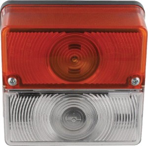 Lampa kierunkowskazu i postoju halogenowa, przednia, kwadratowa 12/24V przykręcana 105x97x52 mm Britax P908706