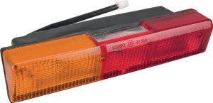 Lampa tylna zespolona, prostokątna lewa czerwona/pomarańczowa przykręcana 305x62 mm z wtyczką AMP Cobo 02746000