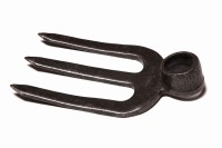 Motyka Kuta 3-Zębna Z Okrągłym Oczkiem, La… | poltechparts.pl