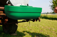 Poidło dla bydła S60, podwójne, 58 l, mon… | poltechparts.pl