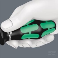 Wkrętak z funkcją przytrzymywania | poltechparts.pl
