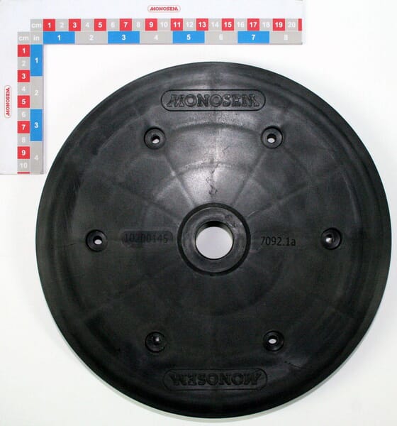 Połowa obręczy koła dociskowego 4 cm z łożyskiem monoblokowym Monosem 10200145