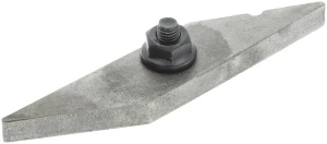 Stalowy element dystansowy 1/2 R nr 30 ze śrubą Kubota A133796830