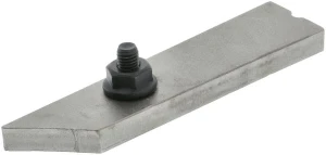 Stalowy element dystansowy 2/3 L nr 30 ze śrubą Kubota A133797130
