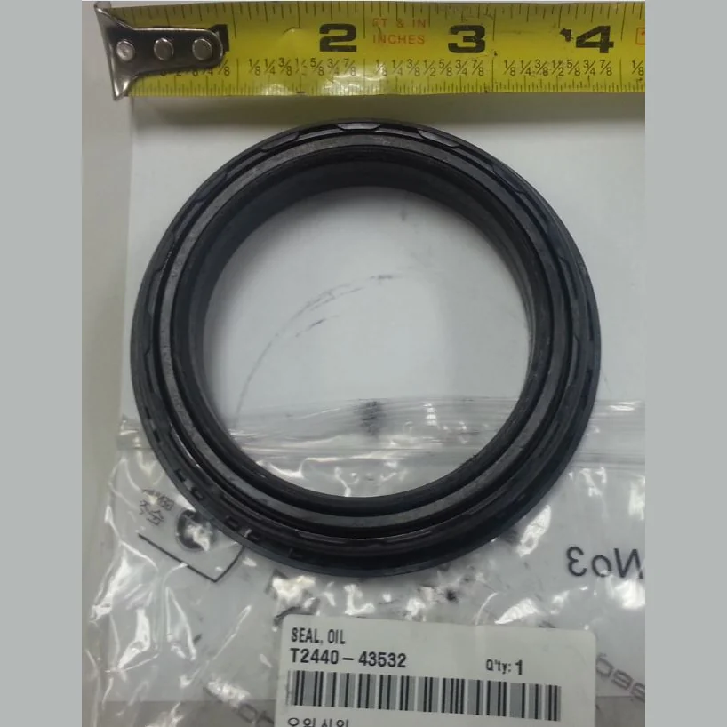 Uszczelniacz oleju KIOTI T2440-43532