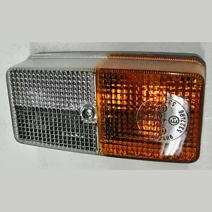 Lampa kierownicza KIOTI T2611-69061