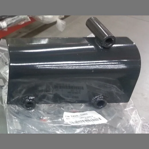 Pokrywa lewego siłownika KIOTI T4520-63855