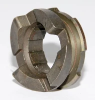 Krzywka 12 | poltechparts.pl