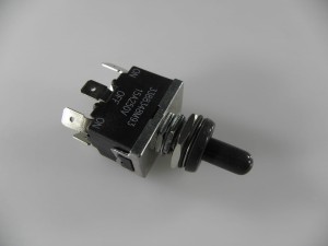 Przełącznik elektryczny 3388348M93