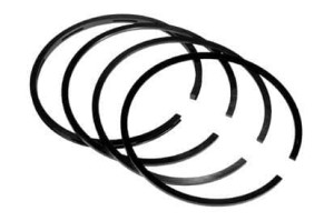 Zestaw pierścieni tłoka