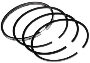 Zestaw pierścieni tłoka