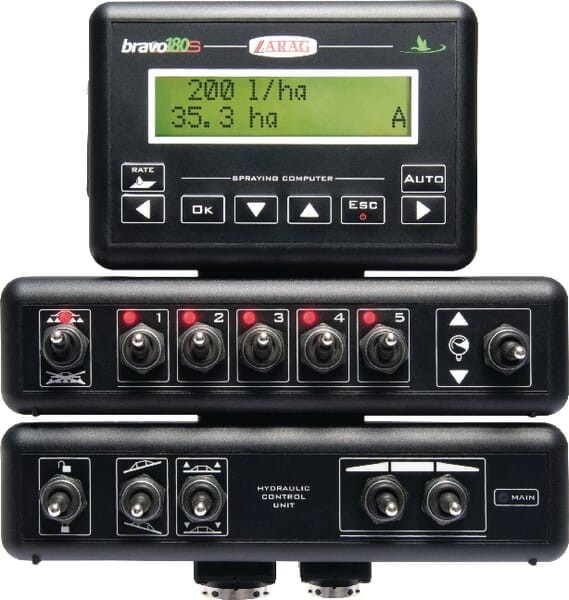 Komputer Bravo 180S 5 sekcji + 7 funkcji hydraulicznych, 6+12 m