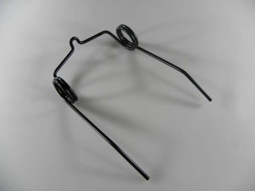 Sprężyna nagarniacza Massey Ferguson 160 x 240 x 40 mm LA323289750